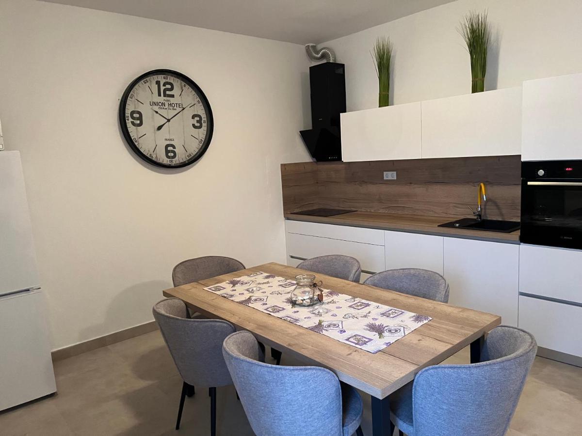 House Ema Villa Barbat na Rabu Eksteriør bilde
