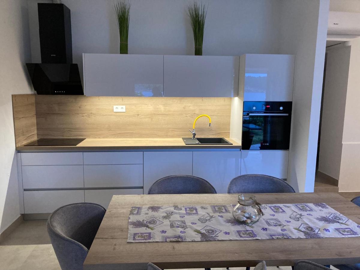 House Ema Villa Barbat na Rabu Eksteriør bilde